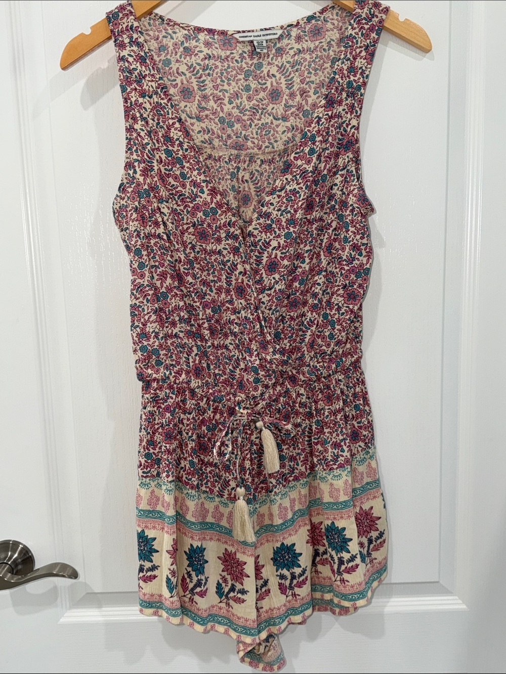 American Eagle Outfitters boho floral romper-sleeveless tassel tie waist xsmall